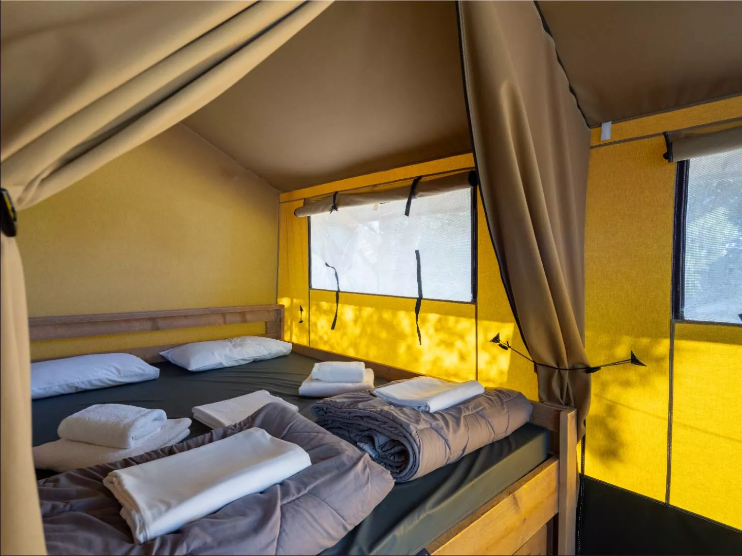 01_kalahari_tent_009.jpg