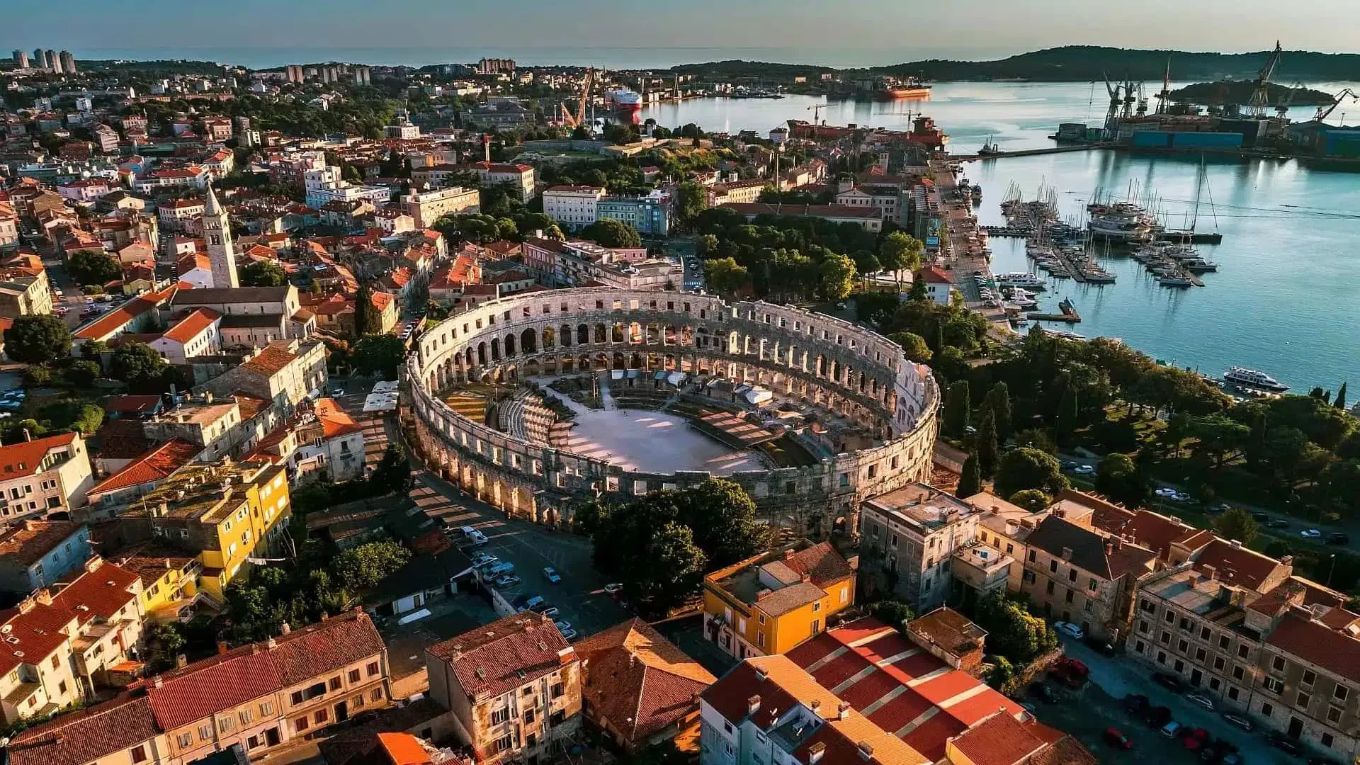 imgi_48_pula-arena-aerial.jpg.jpg